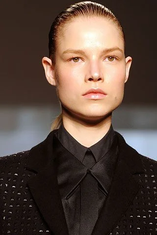 Look 3
